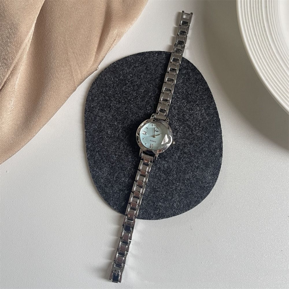 Moda Zarif Altın kol saati Küç - Smartwatch Vintage Watches For Women incelemesi ve fiyatı